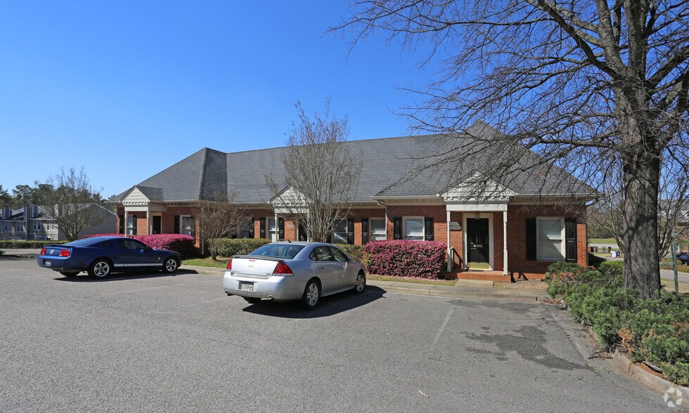 More Photos Of 2608 Commons Blvd, Augusta Office For Lease