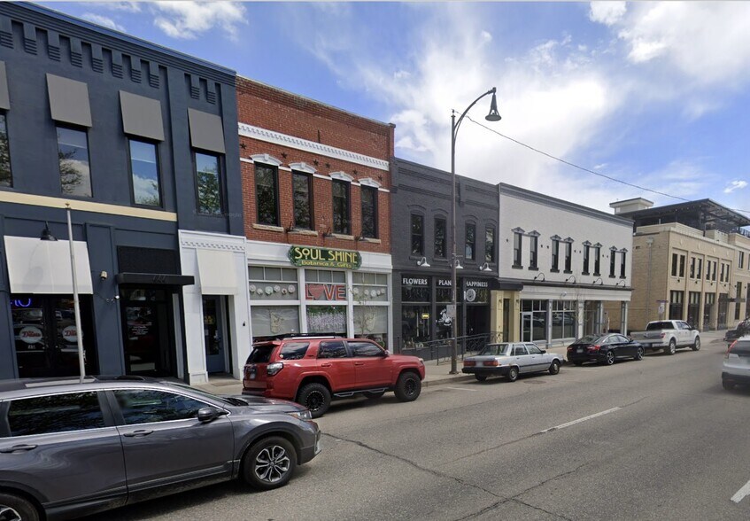 More Photos Of 428-450 Cleveland Ave, Loveland Storefront Retail Office For Lease