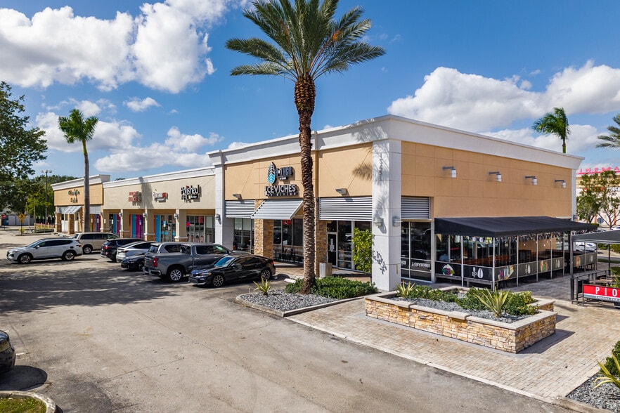 More Photos Of 15641-15661 Sheridan St, Davie Unknown For Lease