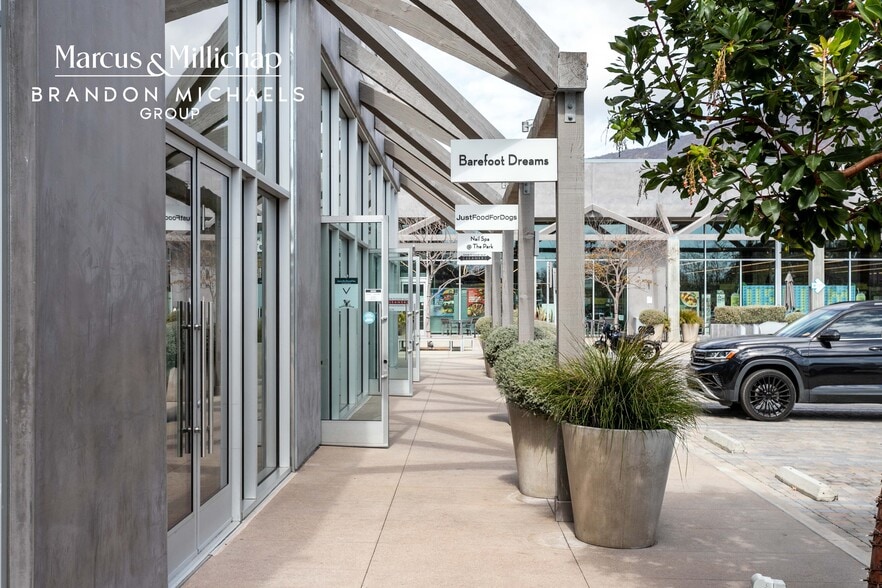 More Photos Of 23401 Civic Center Way, Malibu Restaurant For Sale