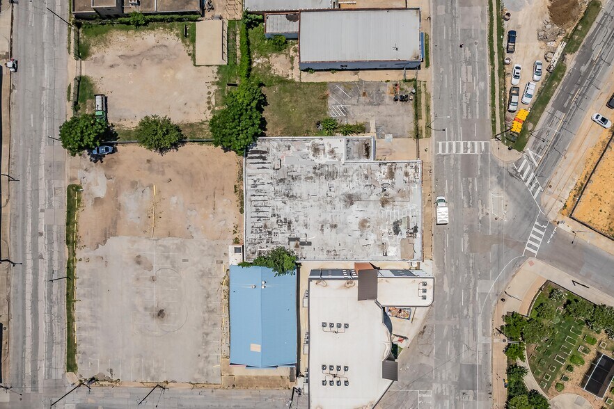 More Photos Of 1820 Canton St, Dallas Warehouse For Lease