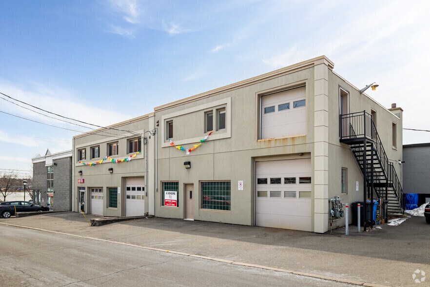 More Photos Of 37 Rue Sainte-Anne, Sainte-Anne-de-Bellevue Storefront Retail Residential For Sale