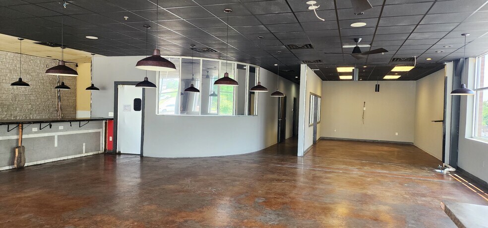More Photos Of 12641-12653 Old Hickory Blvd, Antioch Office For Lease