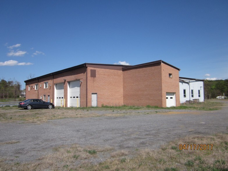 More Photos Of 4307 Valley Rd, Berkeley Springs Truck Terminal For Sale