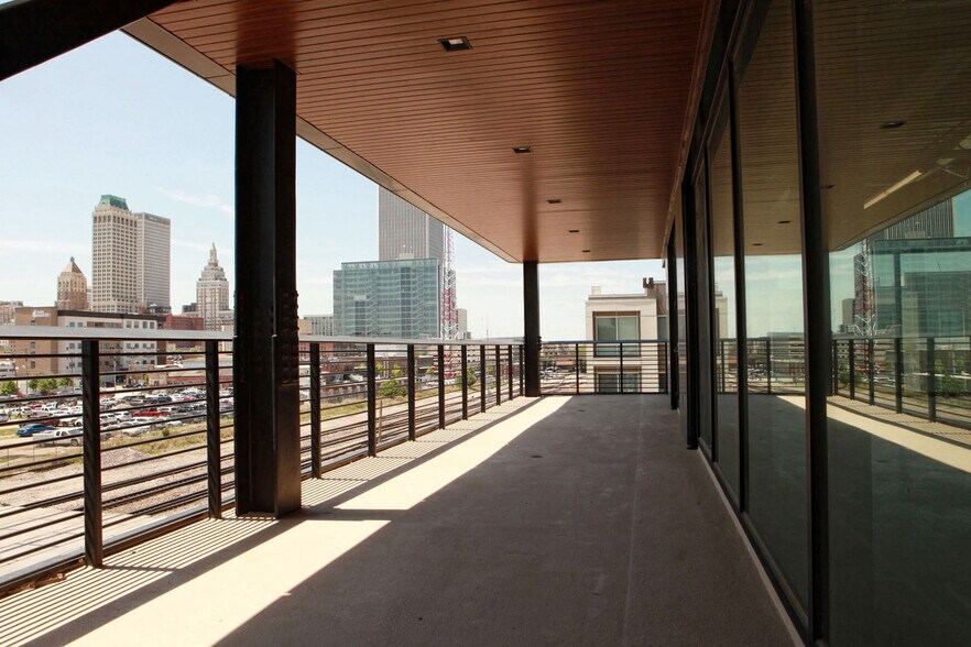 More Photos Of 21 N Greenwood Ave, Tulsa Office For Lease