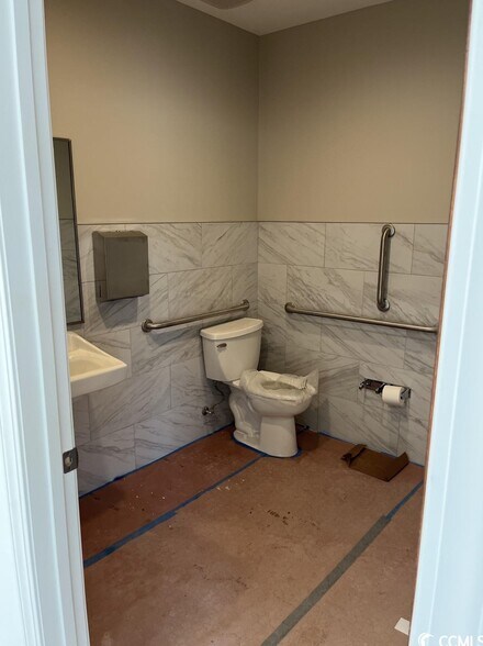 More Photos Of 211 Physicians Ct, Myrtle Beach Flex For Lease