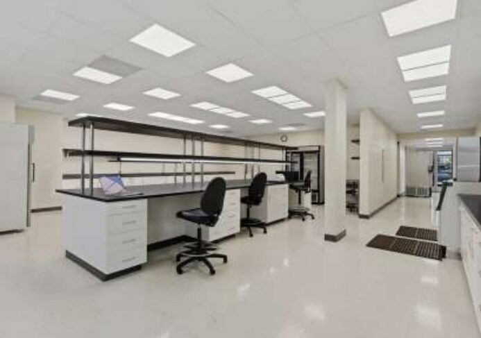 More Photos Of 5770 Oberlin Dr, San Diego Office For Lease