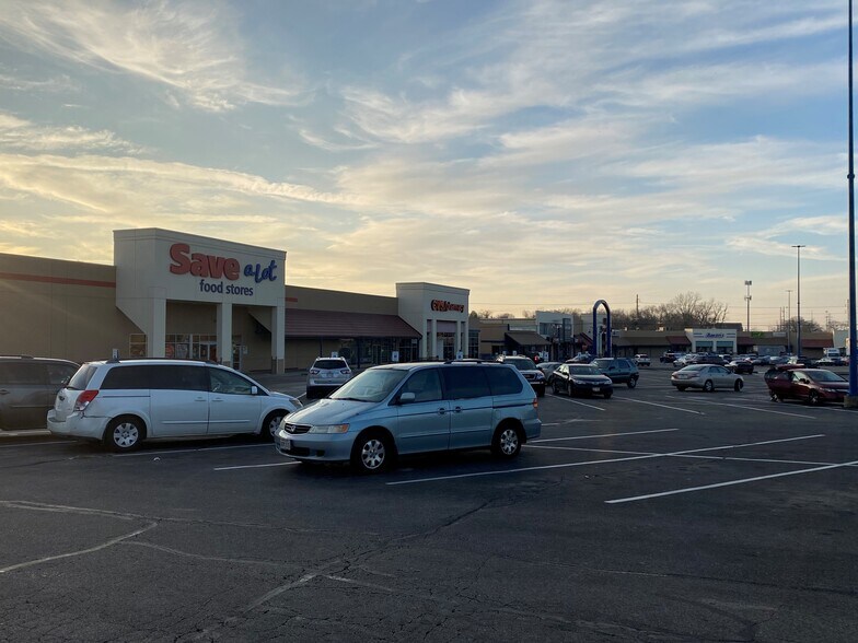 More Photos Of 3950-3964 Linden Ave, Dayton Storefront For Lease