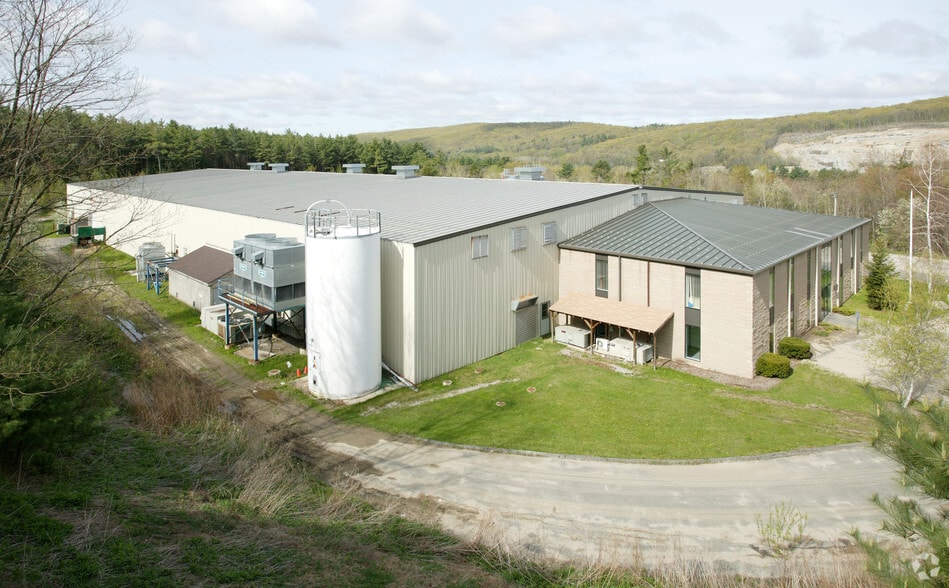More Photos Of 129 Industrial Ln, Torrington Manufacturing For Sale