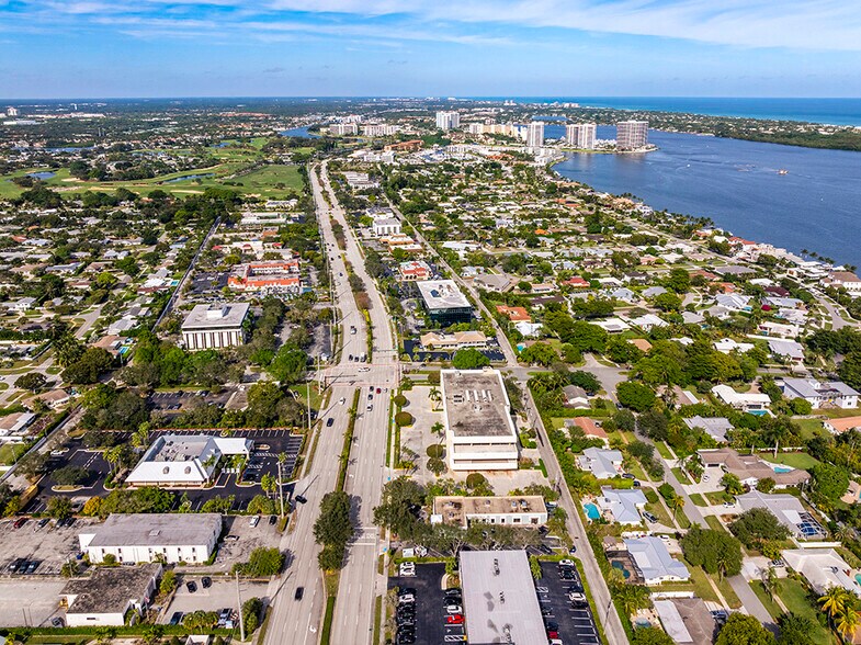 More Photos Of 660 US 1 Hwy, North Palm Beach Office For Sale
