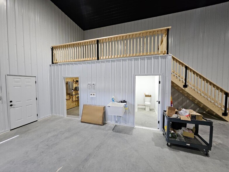 More Photos Of 6480 30th NE Unit A2 ave, Rugby Showroom For Sale