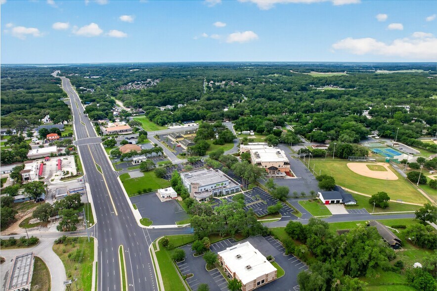 More Photos Of 201 W Guava St, The Villages Medical For Lease