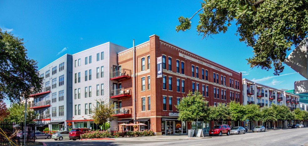 Primary Photo Of 1611 W 5th St, Austin Apartments For Lease