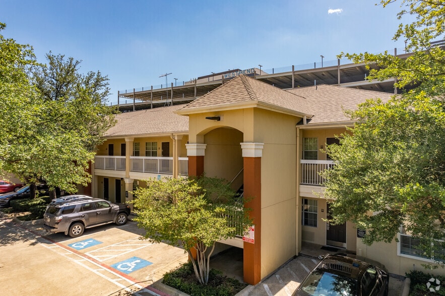 More Photos Of 1601 River Run, Fort Worth Hotel For Sale