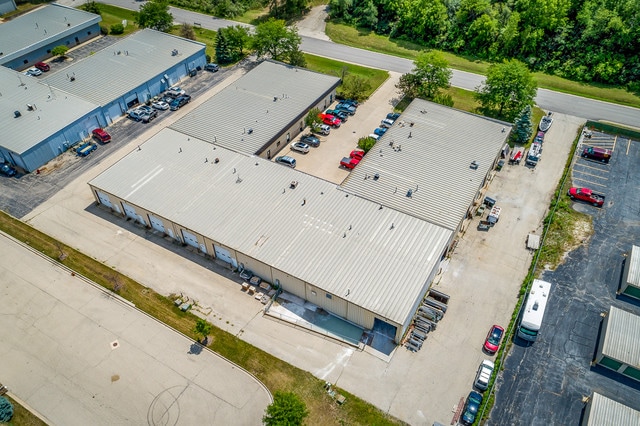 More Photos Of 2404 Spring Ridge Rd, Spring Grove Warehouse For Lease