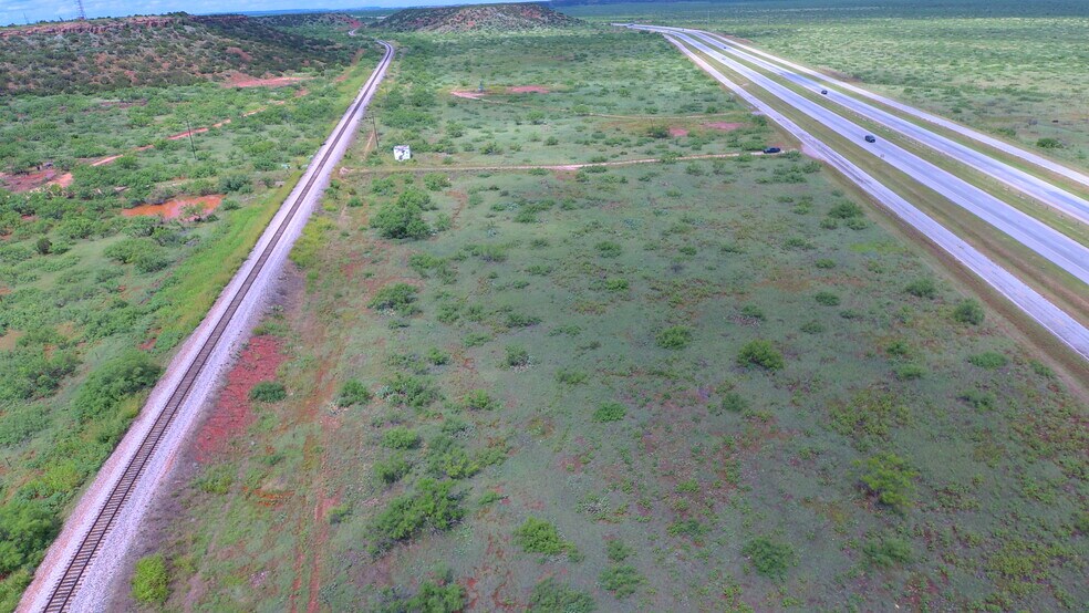 More Photos Of 0000 I-20 Service Road, Coahoma Land For Sale