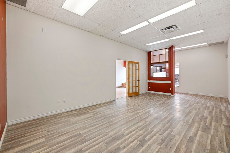 More Photos Of 47 Northumberland St, North Dumfries General Retail For Lease