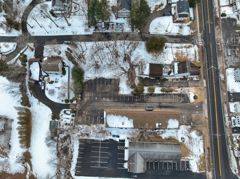 More Photos Of 460 W Main St, Cheshire Restaurant For Sale