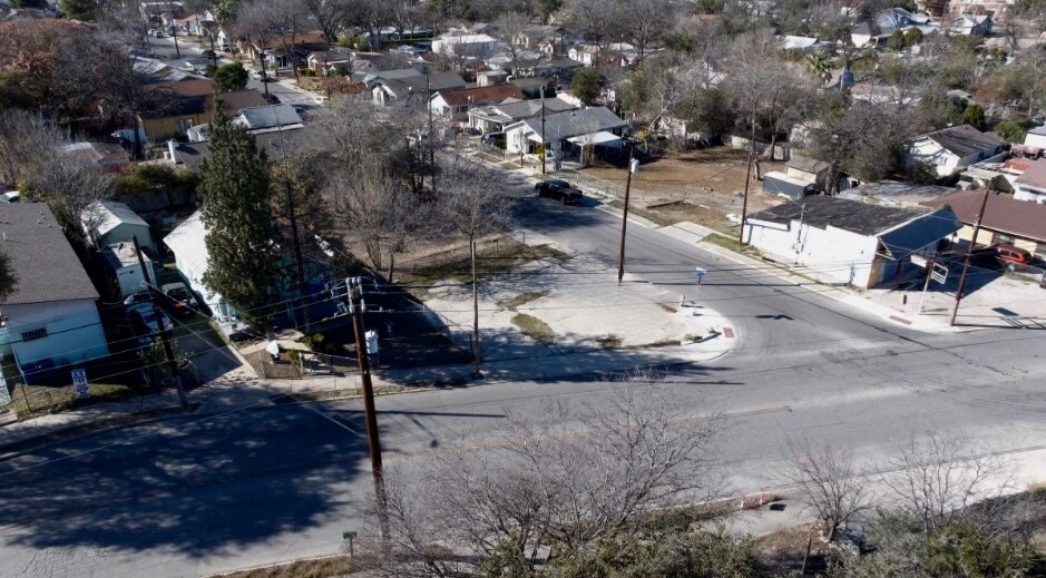 More Photos Of 108 Hawthorne St, San Antonio Land For Sale