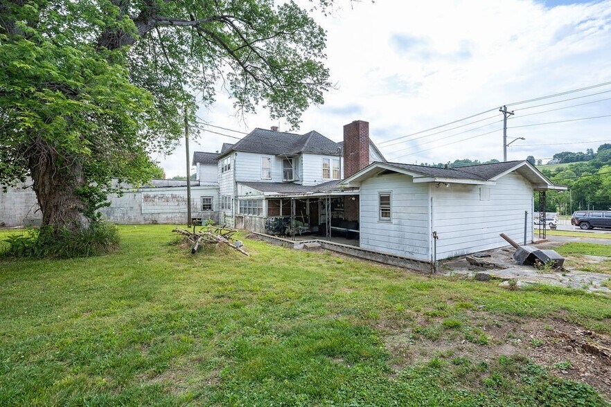 More Photos Of 250 Main St, Lynchburg Land For Sale