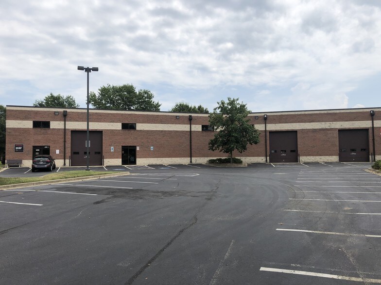 More Photos Of 4585 Printers Ct, White Plains Warehouse For Lease