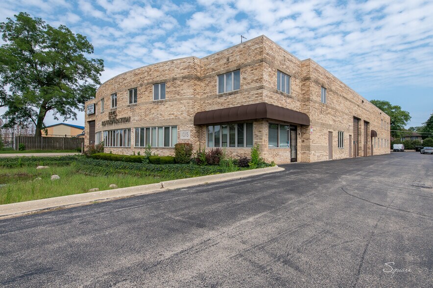 More Photos Of 1015 S Route 83, Elmhurst Light Distribution For Lease