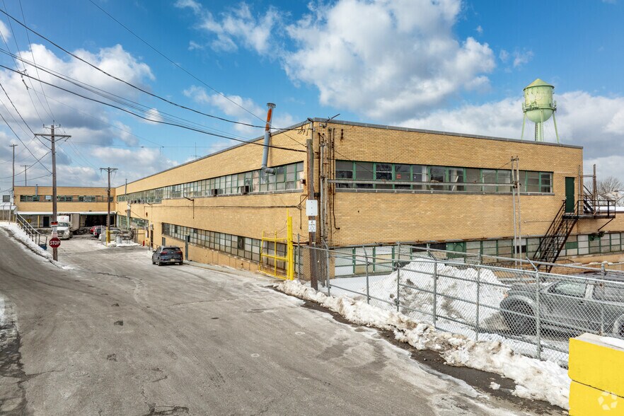 Primary Photo Of 100 Hoffman Pl, Hillside Manufacturing For Lease
