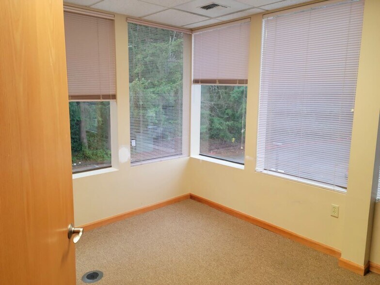More Photos Of 118 SW 330th St, Federal Way Medical For Lease