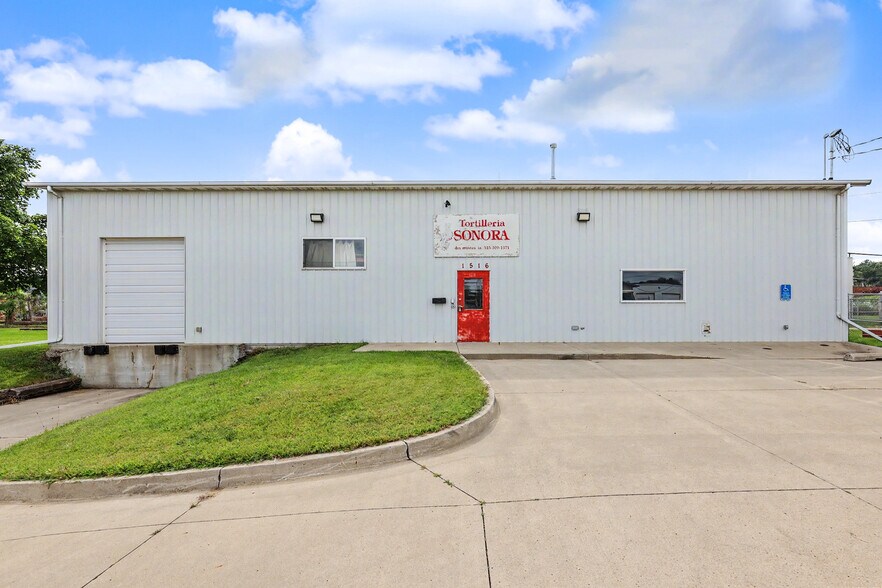 More Photos Of 1516 Ohio St, Des Moines Warehouse For Lease