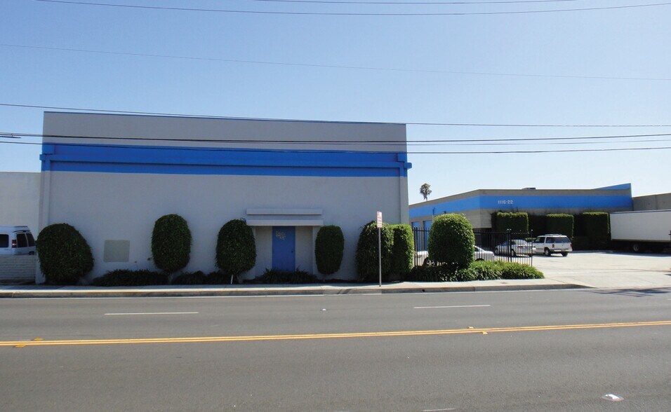More Photos Of 1108-1114 W 135th St, Gardena Warehouse For Lease