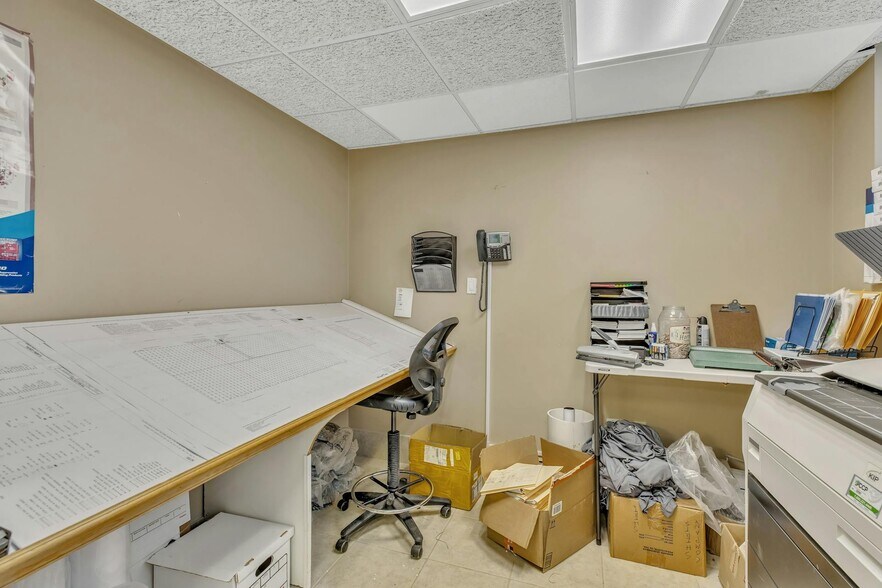 More Photos Of 56 Carleton Ave, Islip Terrace Office For Sale