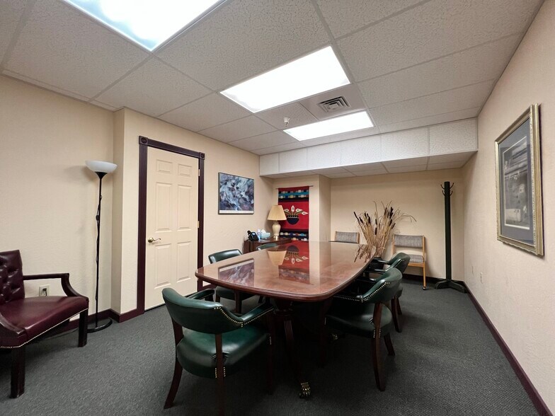 More Photos Of 142 W 8th Ave, Eugene Office For Lease