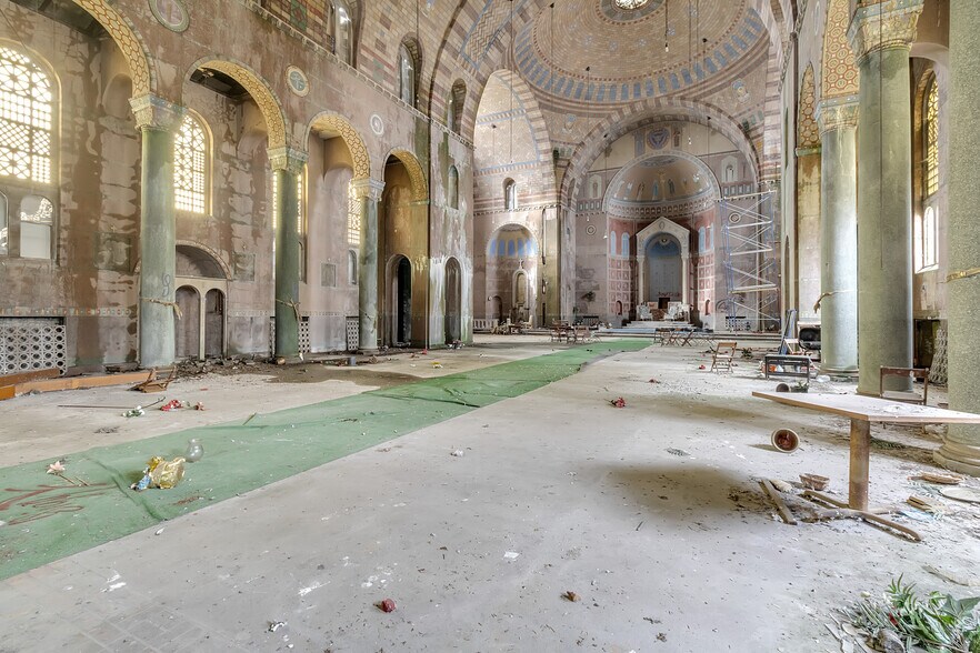 More Photos Of 575 Humboldt Pky, Buffalo Religious Facility For Sale