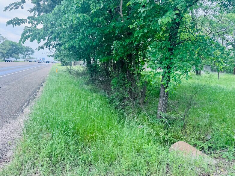 More Photos Of 477 State HWY 31, Trinidad Land For Sale