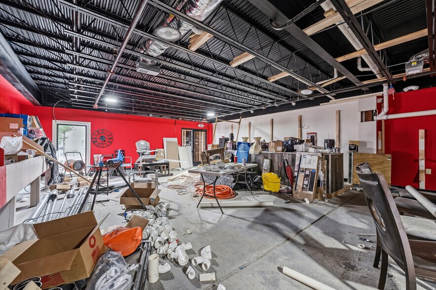 More Photos Of 145-555 Hamilton St, Allentown Showroom For Lease