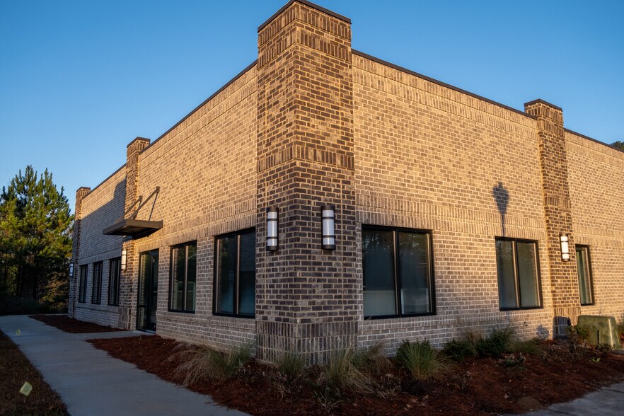 More Photos Of 125 Southern Junction Blvd, Pooler Medical For Lease