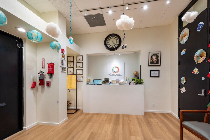 More Photos Of 8201 W Mcnab Rd, Tamarac General Retail For Sale