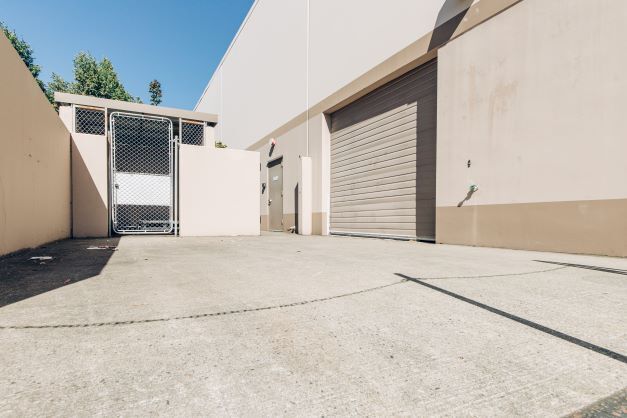 More Photos Of 2500 NW 229th Ave, Hillsboro Light Distribution For Lease