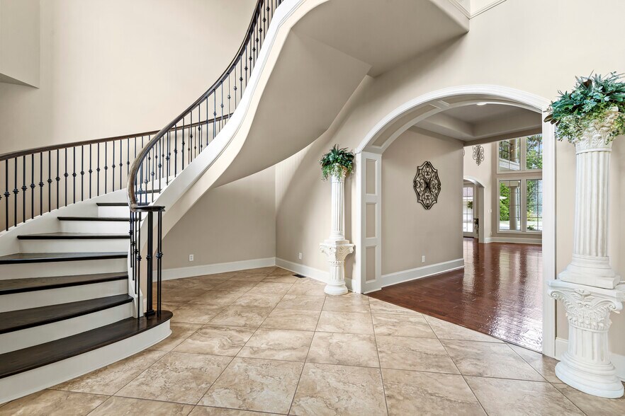 More Photos Of 220 Fincher Rd, Pauline Lodge Meeting Hall For Sale