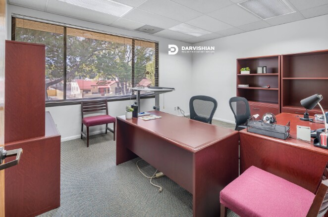 More Photos Of 1605 E 4th St, Santa Ana Office For Sale