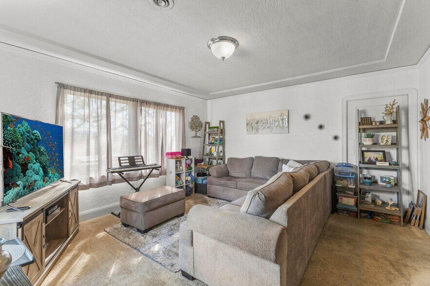 More Photos Of 2900 Barrett Ave, Richmond Multifamily For Sale