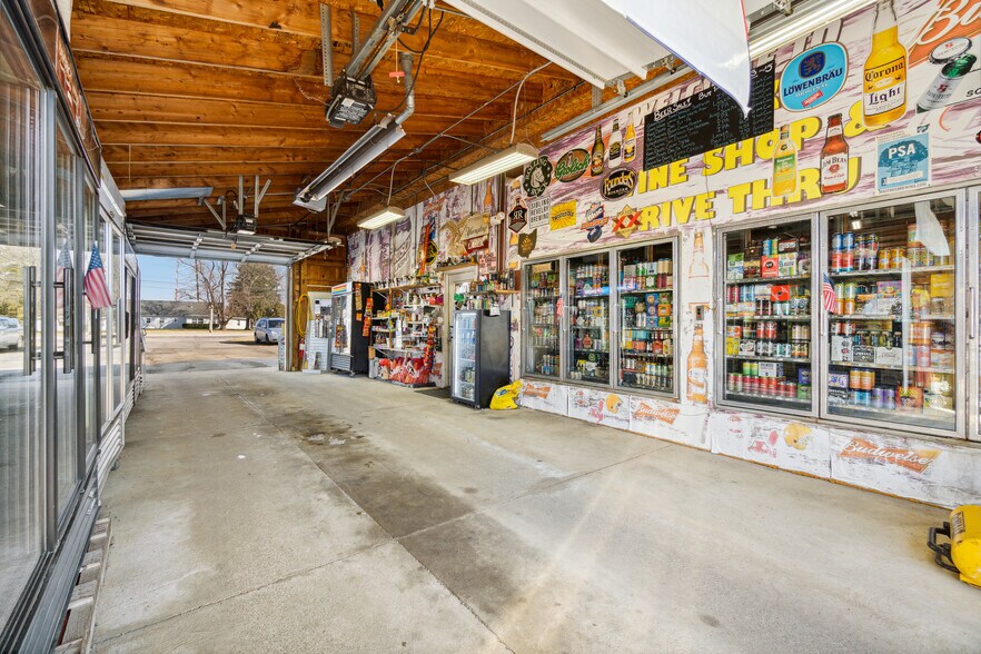 More Photos Of 14340 State Route 58, Oberlin Freestanding For Sale