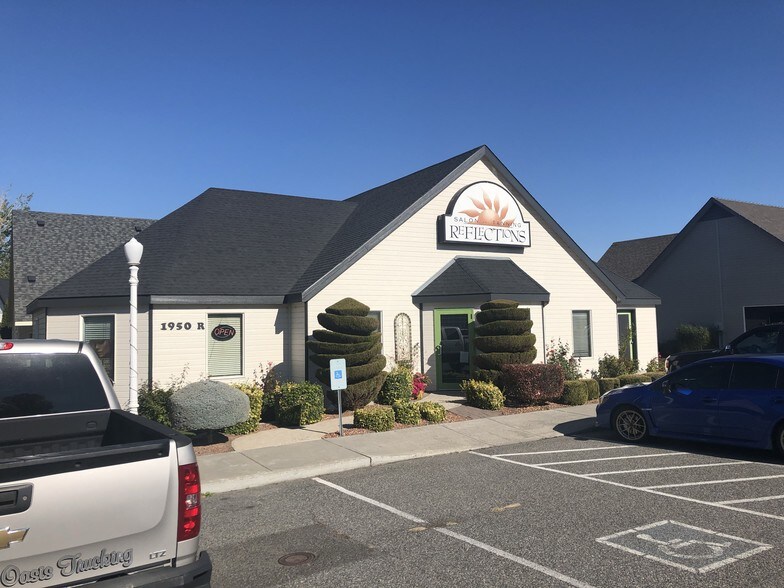 More Photos Of 1950 Keene Rd, Richland Freestanding For Lease