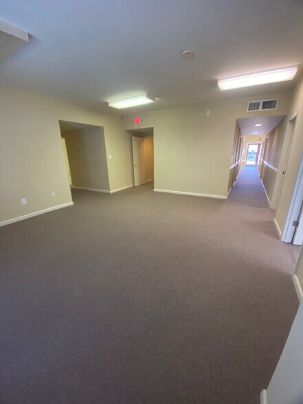 More Photos Of 333-335 Southfield Rd, Shreveport Freestanding For Lease