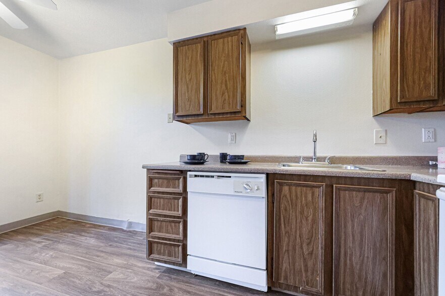 More Photos Of 17726 SE Division St, Portland Apartments For Sale