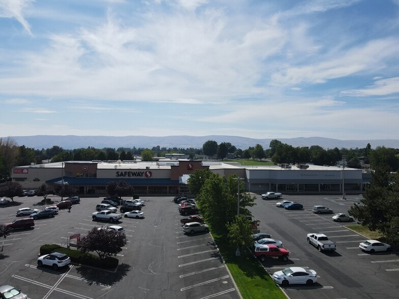 More Photos Of 2112-2204 W Nob Hill Blvd, Yakima Unknown For Lease