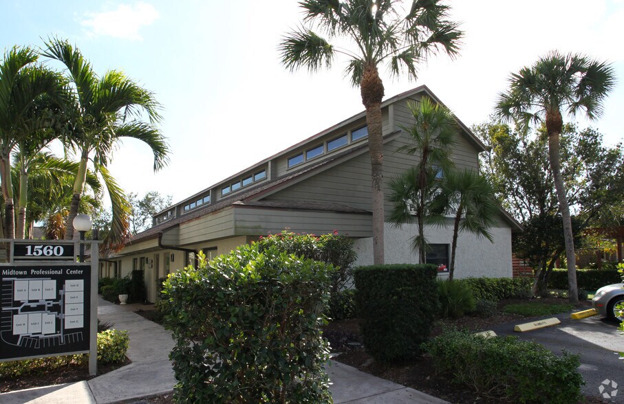 More Photos Of , Fort Myers Office For Sale