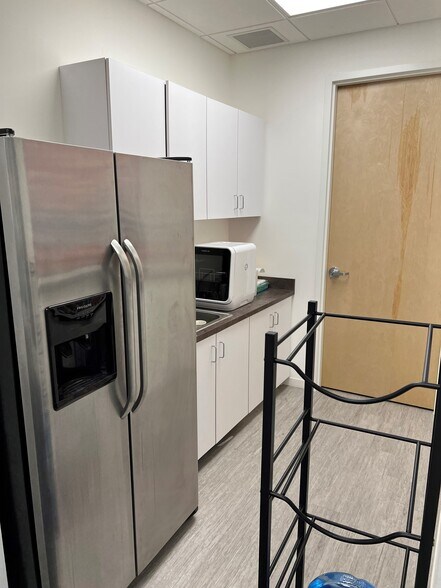 More Photos Of 1200 University Blvd, Jupiter Medical For Lease