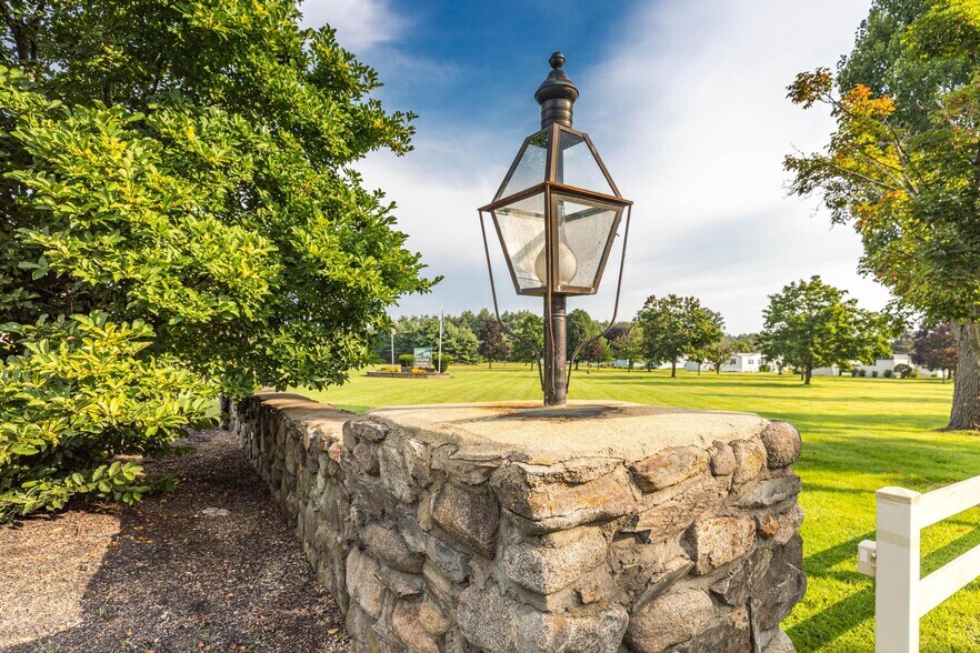 More Photos Of 11 Tamarack Lane -1, Rochester Manufactured Housing Mobile Home Park For Sale