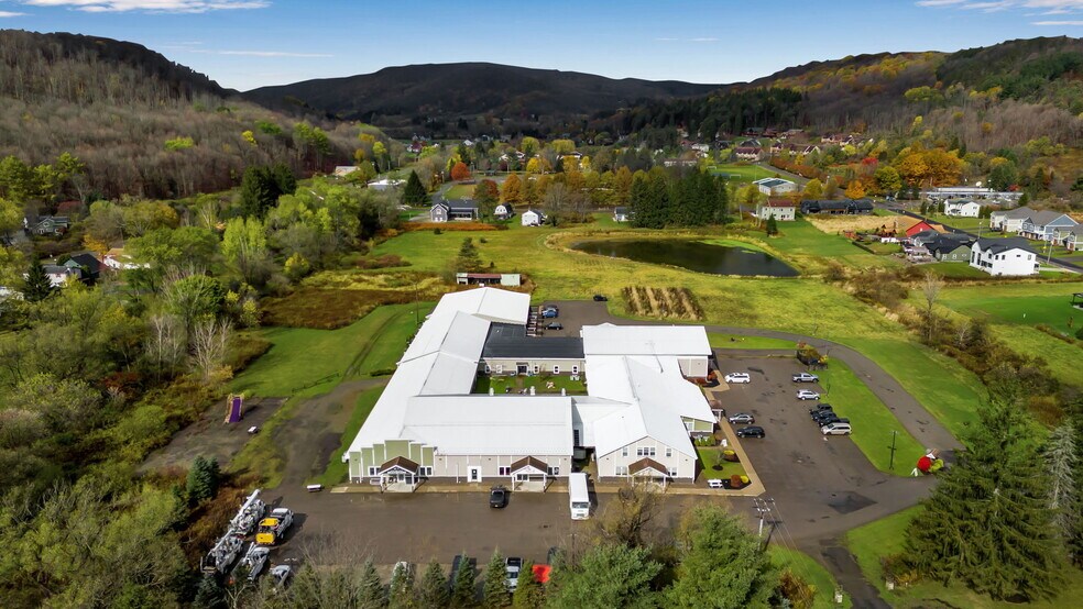 More Photos Of 2-85 Bristol Ln, Ellicottville General Retail For Lease